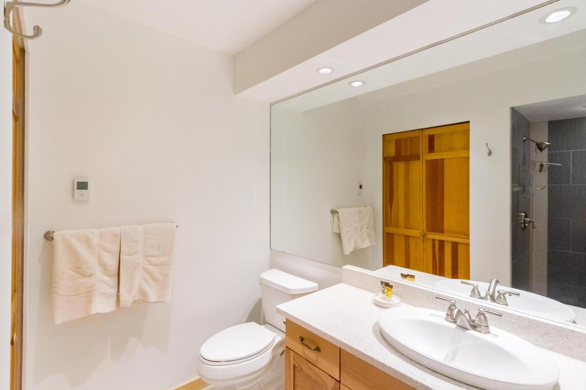 Ferienhaus In Out, Great Location, Free Shuttle Bus *